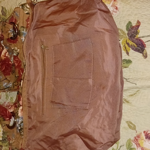 Corduroy Floral Shoulder Bag - Picture 12 of 14